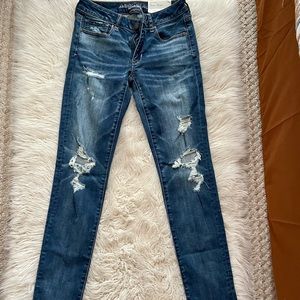 American Eagle Super Stretch Ripped Skinny Jeans